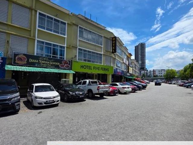 Shop for rent in Kajang, Langat