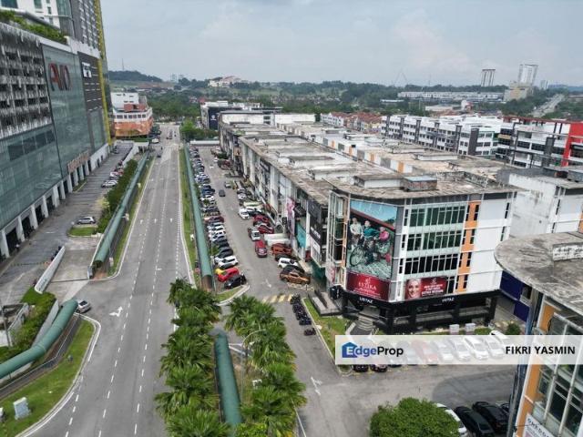 Shop for sale in Kajang, Langat