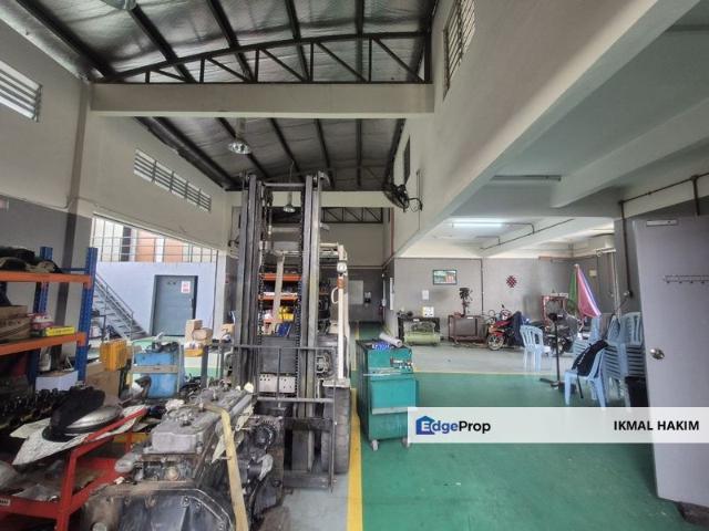 Warehouse for sale in Kajang, Langat