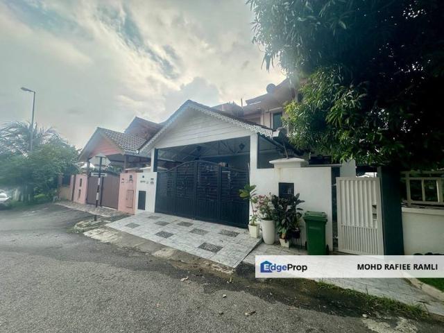 House for sale in Kajang, Langat