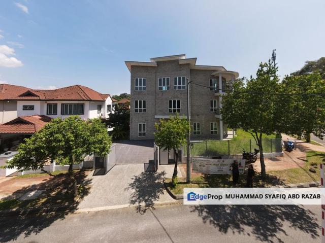 House for sale in Petaling, Damansara Damai