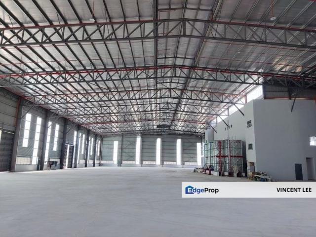 Warehouse for rent in Petaling, Alam Impian