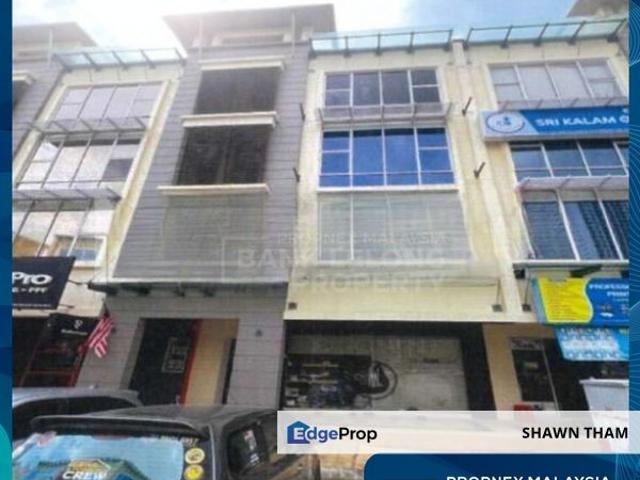 Shop for sale in Petaling, Alam Impian