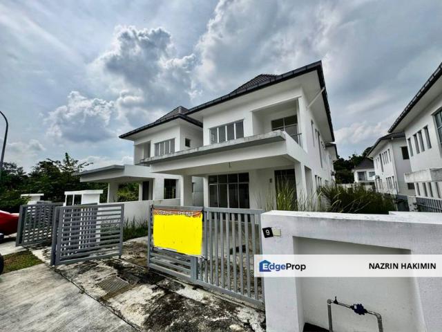 House for sale in Seksyen U11, Shah Alam