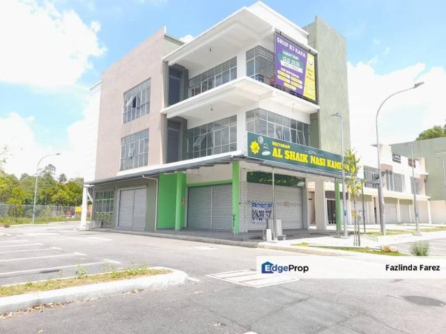 Shop for rent in Petaling, Alam Impian
