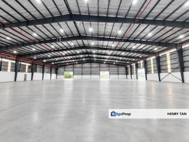 Warehouse for rent in Petaling, Alam Impian