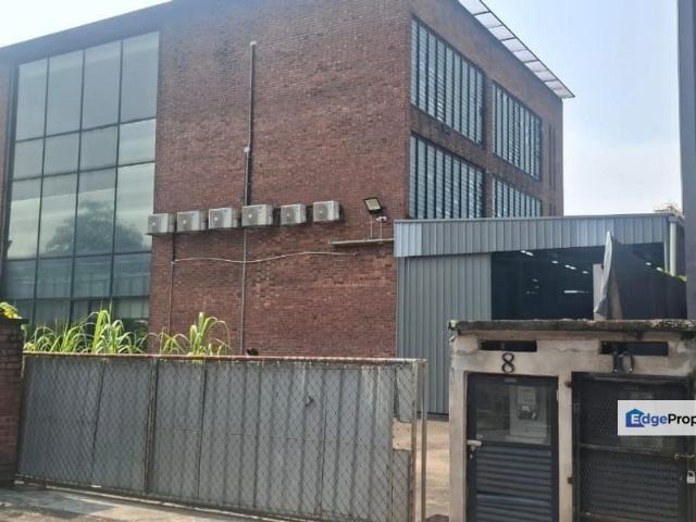 Warehouse for rent in Petaling, Alam Impian