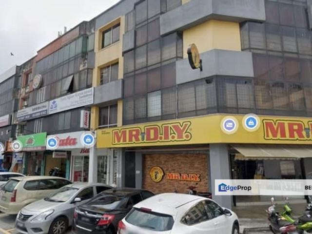 Shop for sale in Petaling, Alam Impian