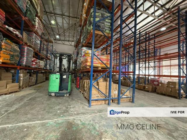 Warehouse for sale in Petaling, Alam Impian