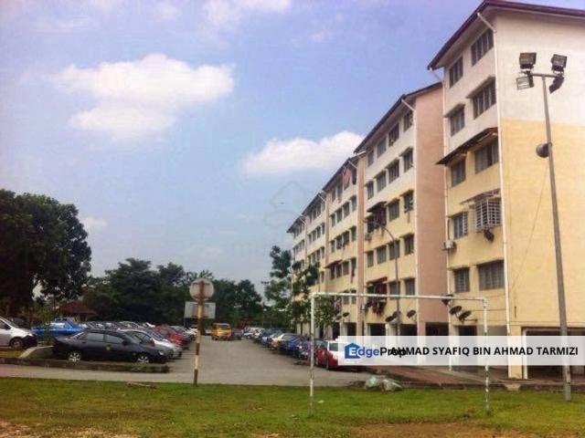 Flat for sale in Petaling, Alam Impian