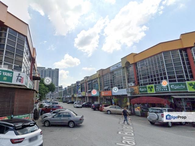 Shop for rent in Petaling, Alam Impian
