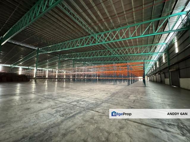 Warehouse for rent in Petaling, Alam Impian