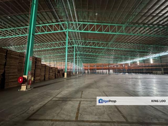 Warehouse for sale in Petaling, Alam Impian
