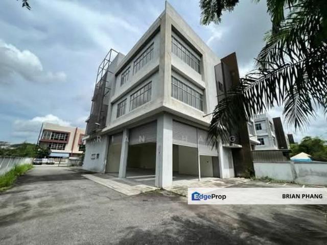 Warehouse for sale in Petaling, Alam Impian