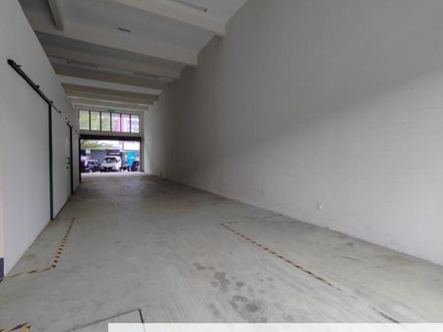 Warehouse for sale in Petaling, Alam Impian