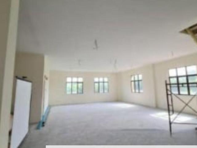 Warehouse for rent in Petaling, Alam Impian