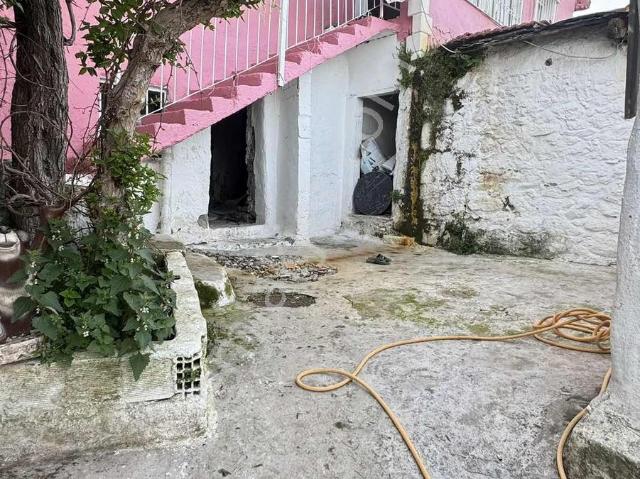 Bergama, İzmir içerisinde satılık Villa