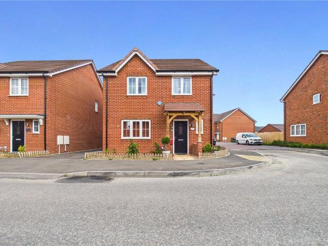 House for rent in Shinfield
