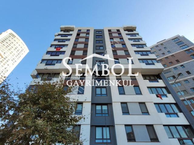 Kadiköy, İstanbul içerisinde kiralık mülk