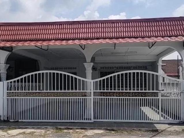 Terraced House for sale in Banting, Selangor