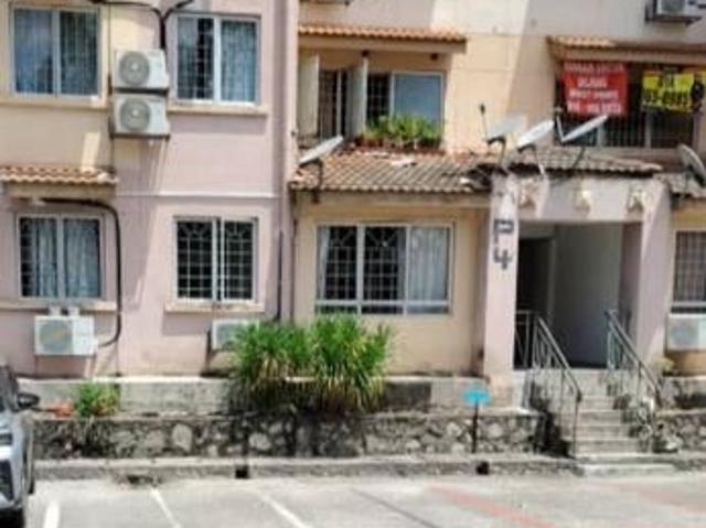 Apartment for sale in Petaling, Damansara Damai