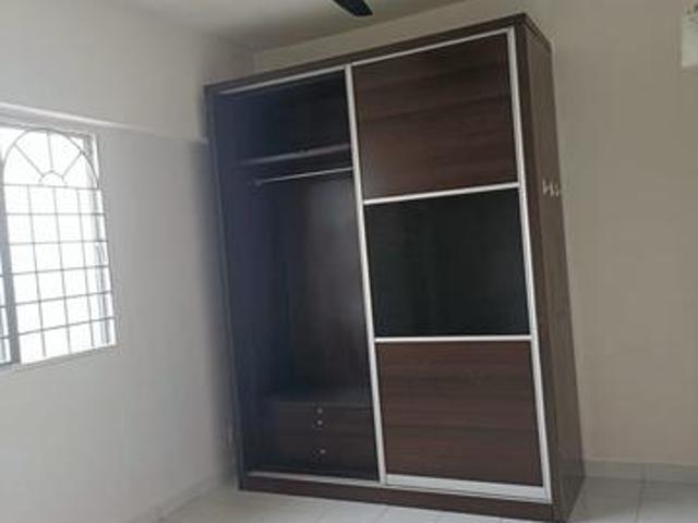 Apartment for sale in Kajang, Langat