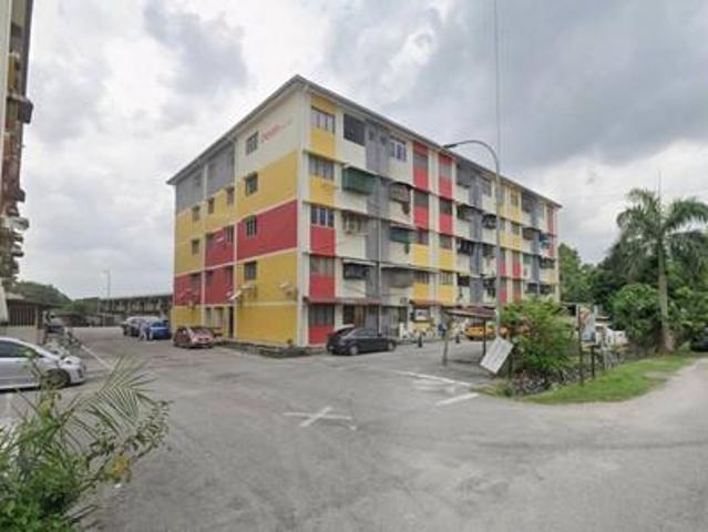 Flat for sale in Kajang, Langat