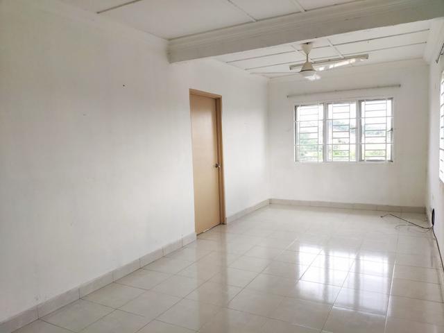 Apartment for sale in Kajang, Langat