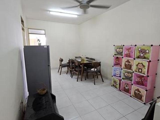 Apartment for sale in Petaling, Damansara Damai