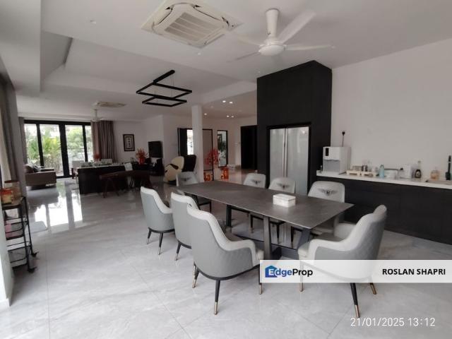 House for sale in Petaling, Damansara Damai