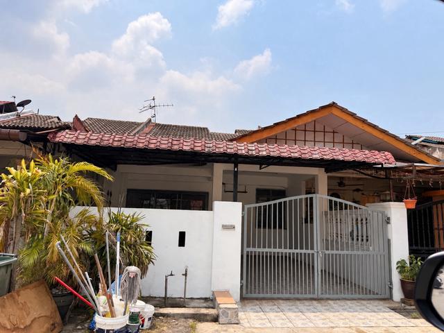 Terraced House for sale in Petaling, Subang Jaya