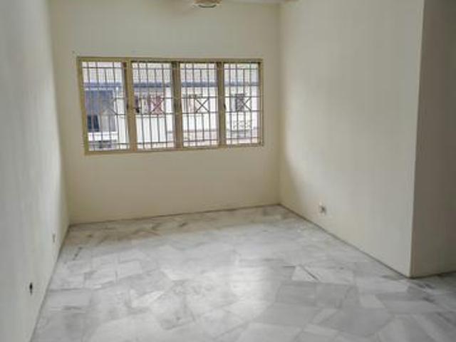 Apartment for sale in Petaling, Subang Jaya