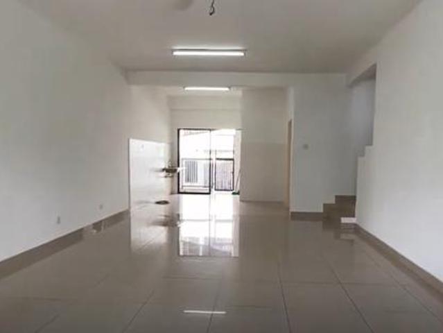 Townhouse for sale in Petaling, Subang Jaya