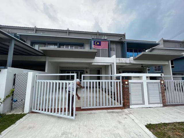 Terraced House for sale in Tanjong Sepat, Selangor