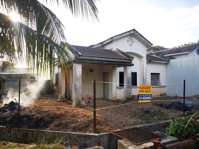 Terraced House for sale in Tanjong Sepat, Selangor