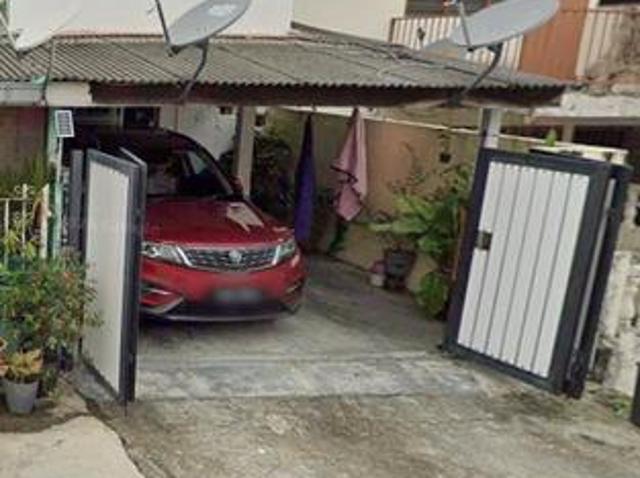 Terraced House for sale in Tanjong Sepat, Selangor
