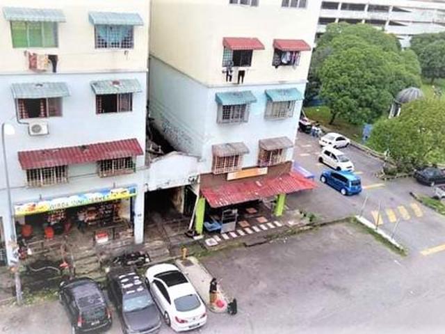 Flat for sale in Petaling, Subang Jaya