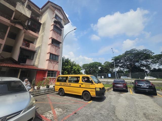 Apartment for sale in Petaling, Alam Impian