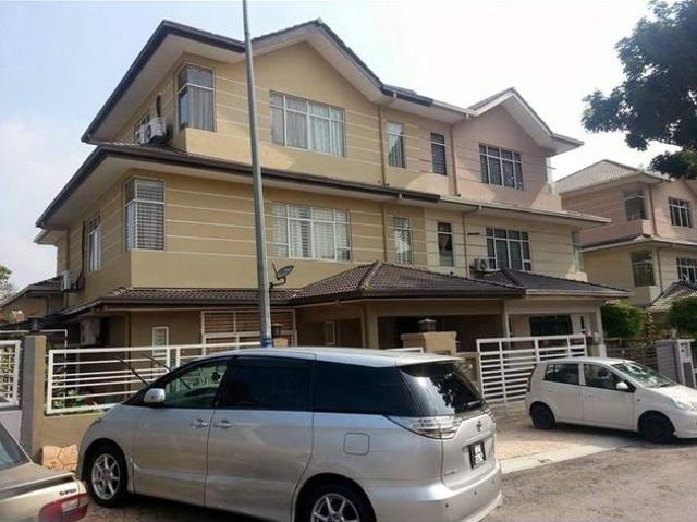 Residential House for rent in Petaling, Alam Impian
