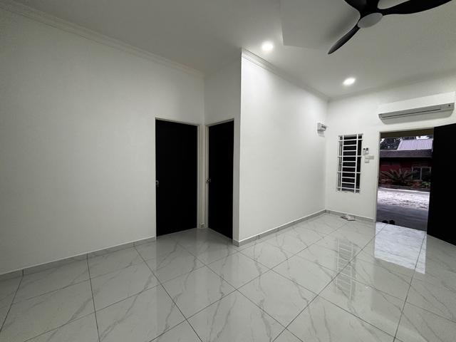 Residential House for rent in Petaling, Alam Impian