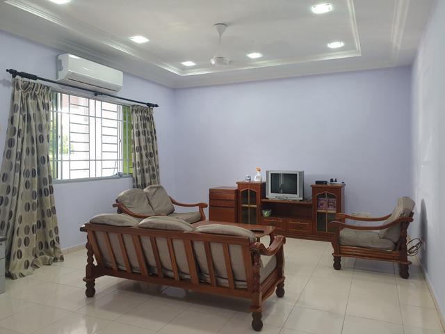 Terraced House for rent in Tanjong Karang, Selangor