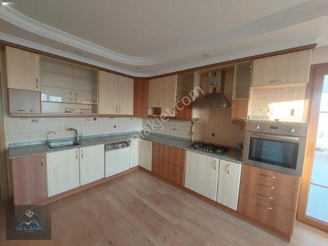 Yurt Mahallesi, Çukurova içerisinde kiralık mülk