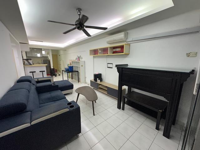 Apartment for sale in Petaling, Damansara Damai
