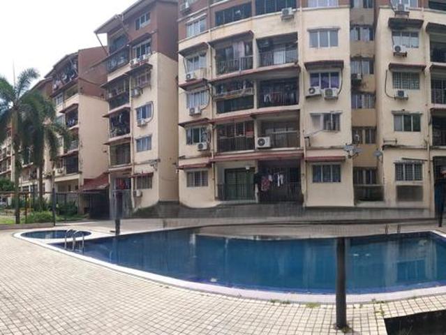 Apartment for sale in Petaling, Damansara Damai