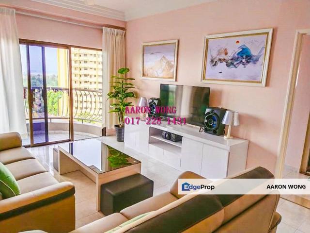 Condominium for sale in Malaka