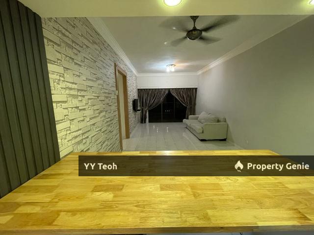 Condominium for sale in Malaka