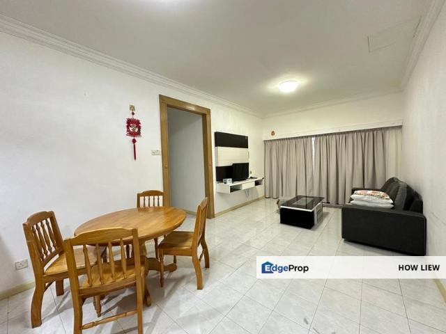 Condominium for rent in Malaka