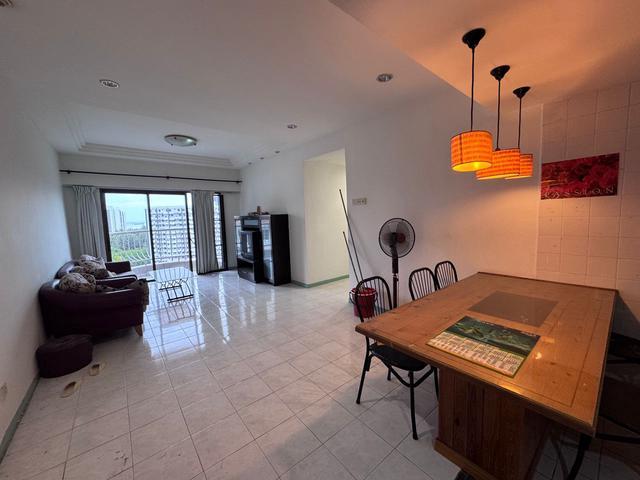 Condominium for sale in Malaka