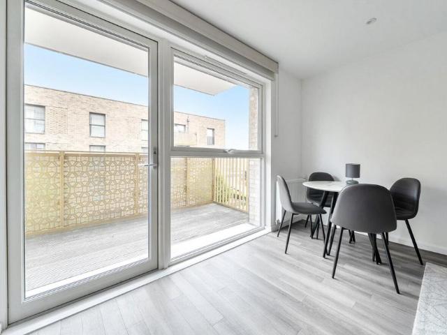 Apartment for rent in London Borough of Hounslow, Greater London
