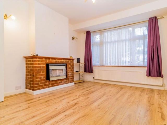 House for rent in Tolworth, Greater London